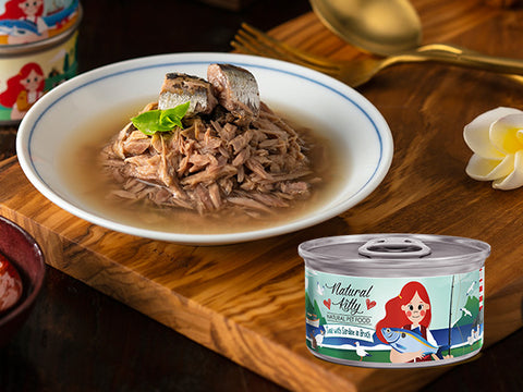 Natural Kitty Tuna with Sardine in Broth for Adult Cats & Kittens 80g