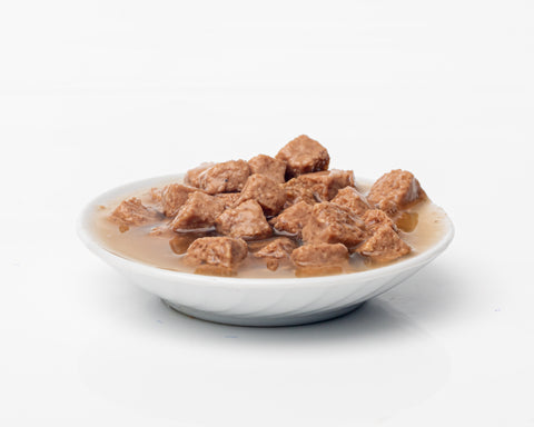 Loqma Chicken Chunks in Gravy for Adult Cats 400g